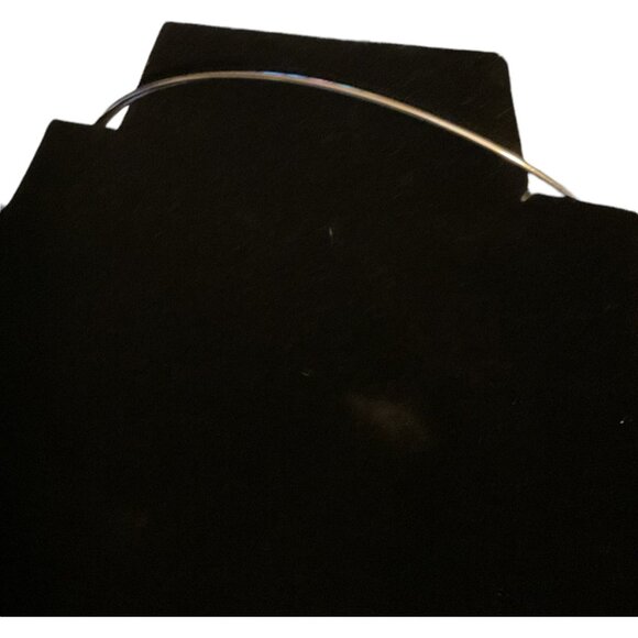 Silver Tone Elegant Wire Necklace With Crystal Accents For Women Prom Homecoming - Picture 9 of 12